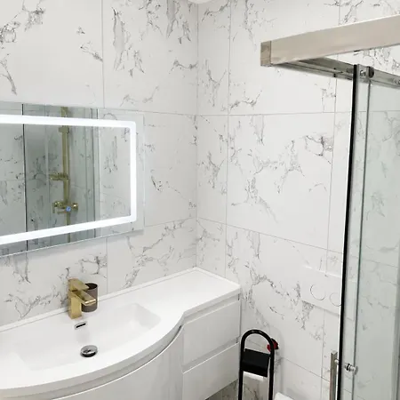 Alura Appartement *